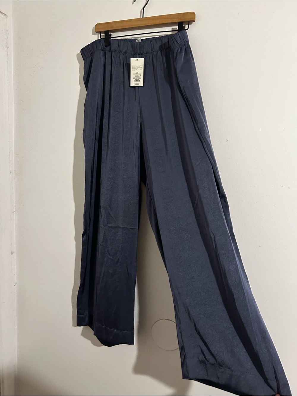 a new day XXL satin like wide pants